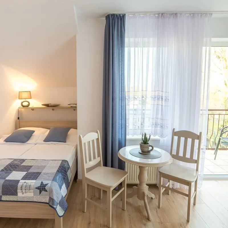 pokoje gościnne unieście